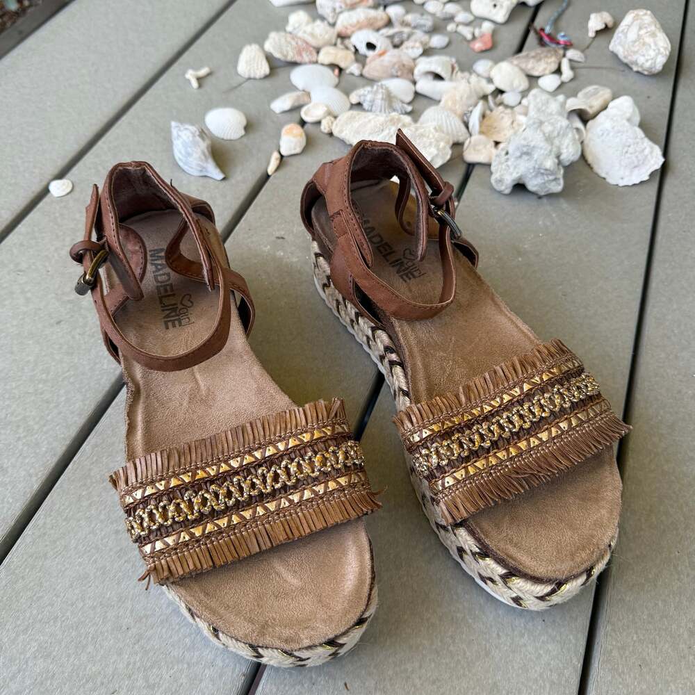 SPHINX by MADELINE GIRL BLACK Platform Sandals Shoes Jeweled Color Tuscany 8.5